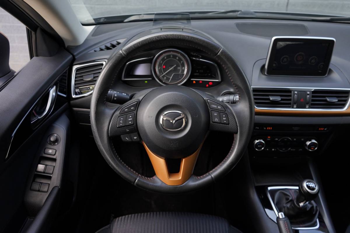 Mazda 3 Mazda 3 2.0 GT-M 165pk, H&R, 19 inch, ATH Bodykit + uitlaat!