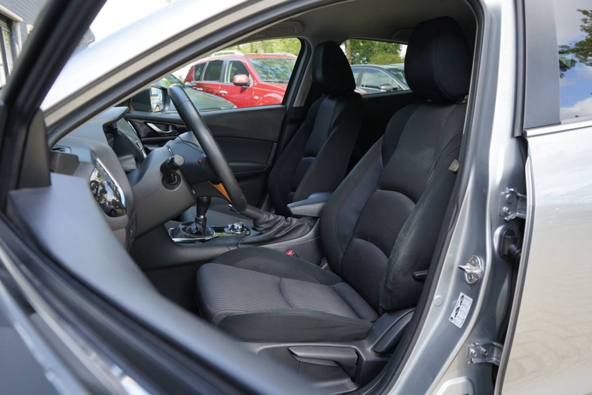 Mazda 3 Mazda 3 2.0 GT-M 165pk, H&R, 19 inch, ATH Bodykit + uitlaat!