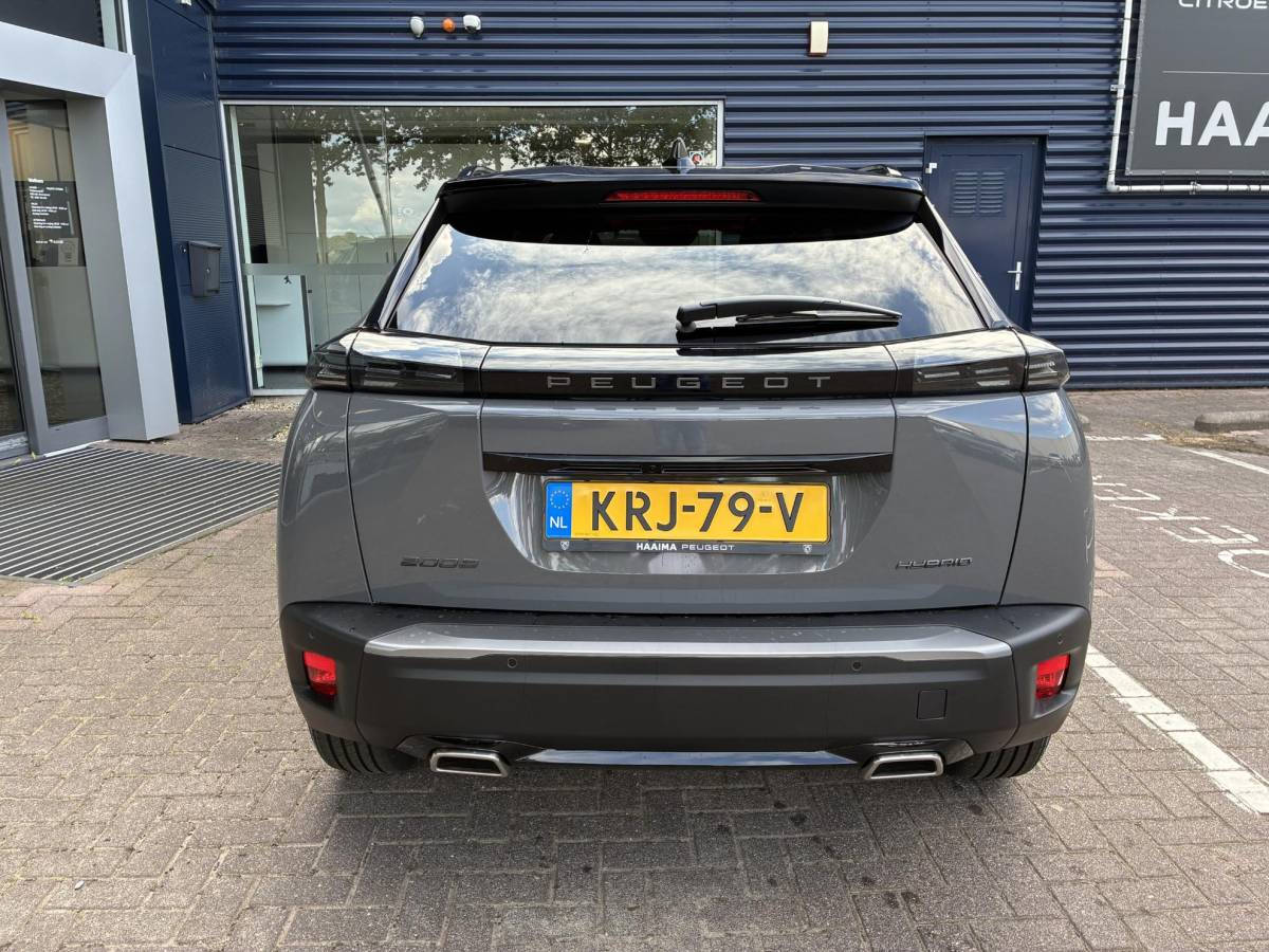 Peugeot 2008 Peugeot 2008 1.2 Hybrid 145pk GT | Automaat | Dode hoekbewaking | Rondom zicht camera | Navigatie full map | 17 inch LichtMetaal