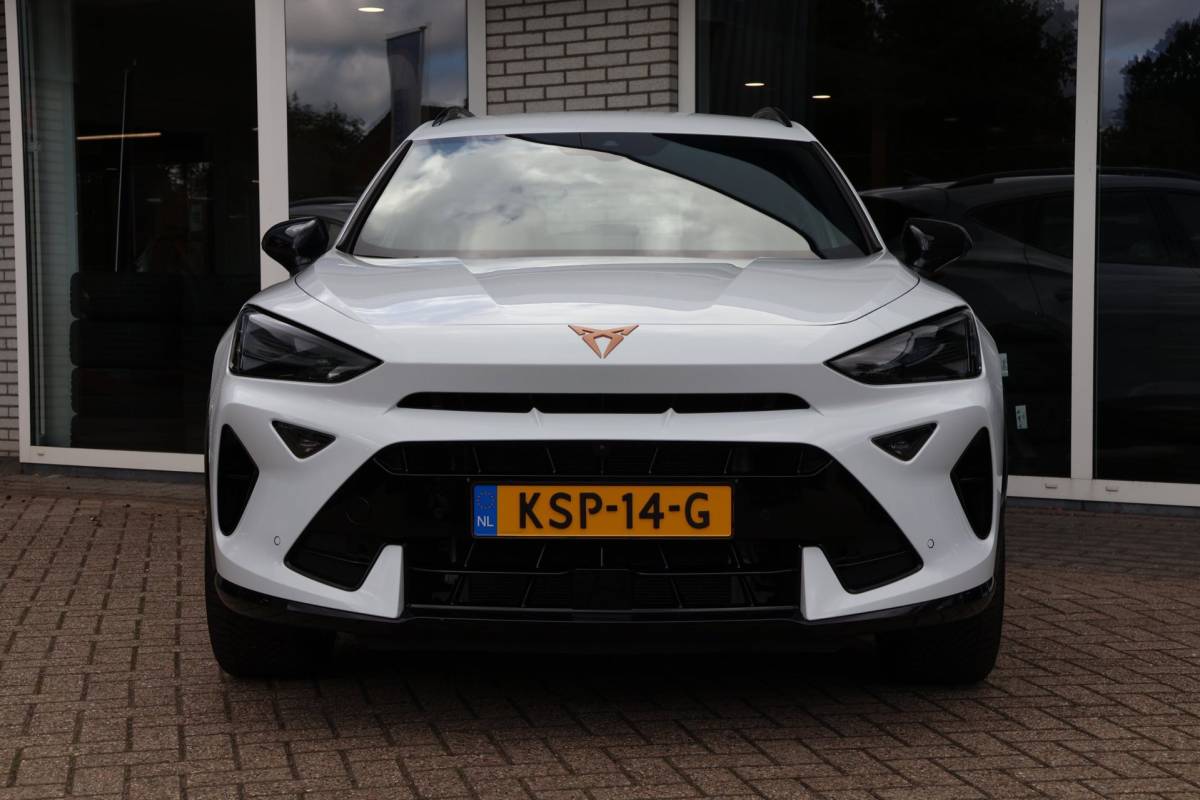 CUPRA Formentor Cupra Formentor 1.5 TSI e-Hybrid SOH 100% Nieuw model 360° camera Stoel-/stuurverwarming