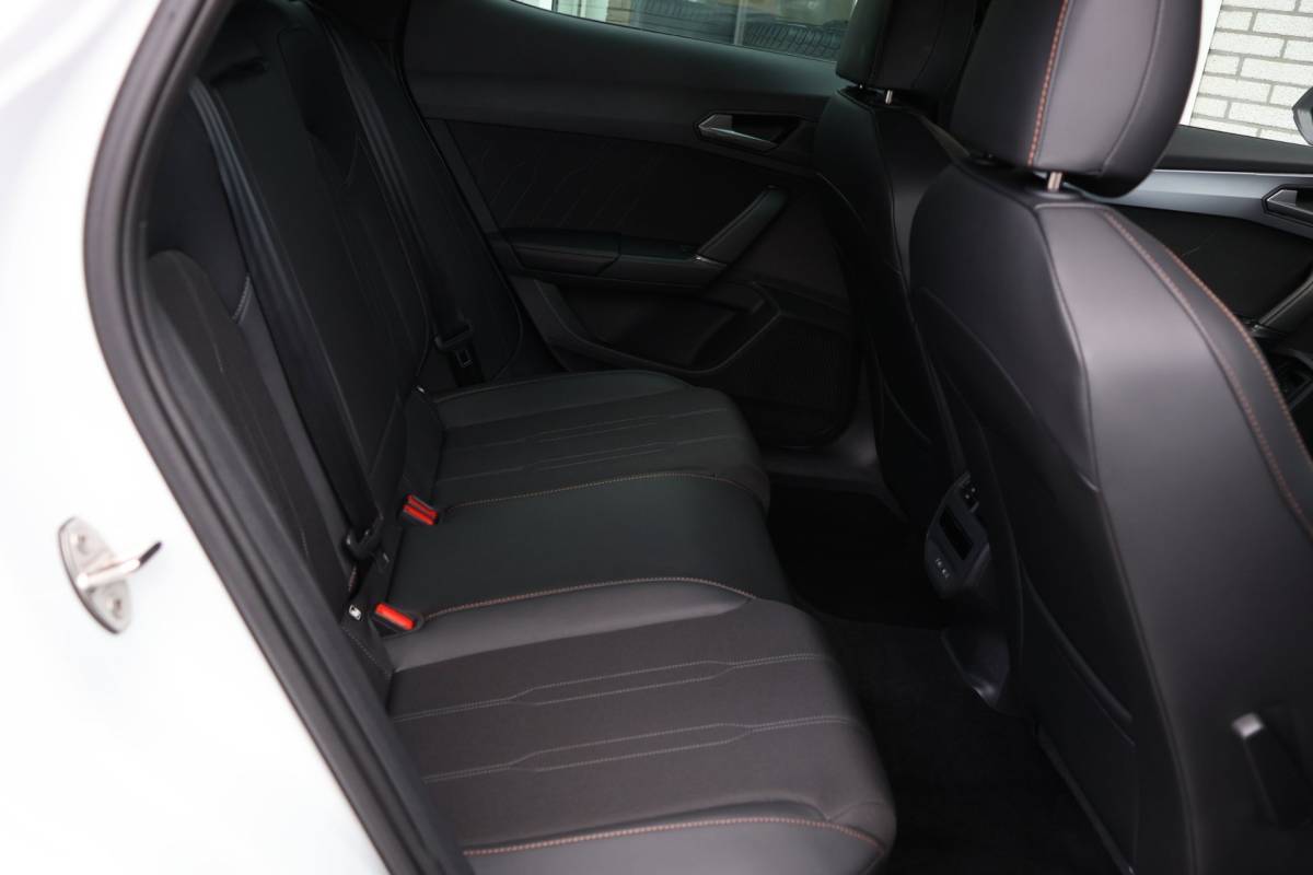 CUPRA Formentor Cupra Formentor 1.5 TSI e-Hybrid SOH 100% Nieuw model 360° camera Stoel-/stuurverwarming