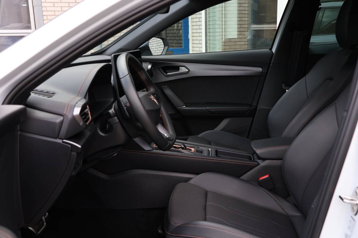 CUPRA Formentor Cupra Formentor 1.5 TSI e-Hybrid SOH 100% Nieuw model 360° camera Stoel-/stuurverwarming