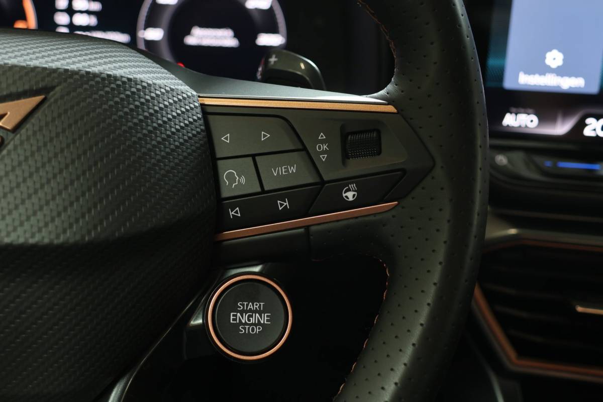 CUPRA Formentor Cupra Formentor 1.5 TSI e-Hybrid SOH 100% Nieuw model 360° camera Stoel-/stuurverwarming
