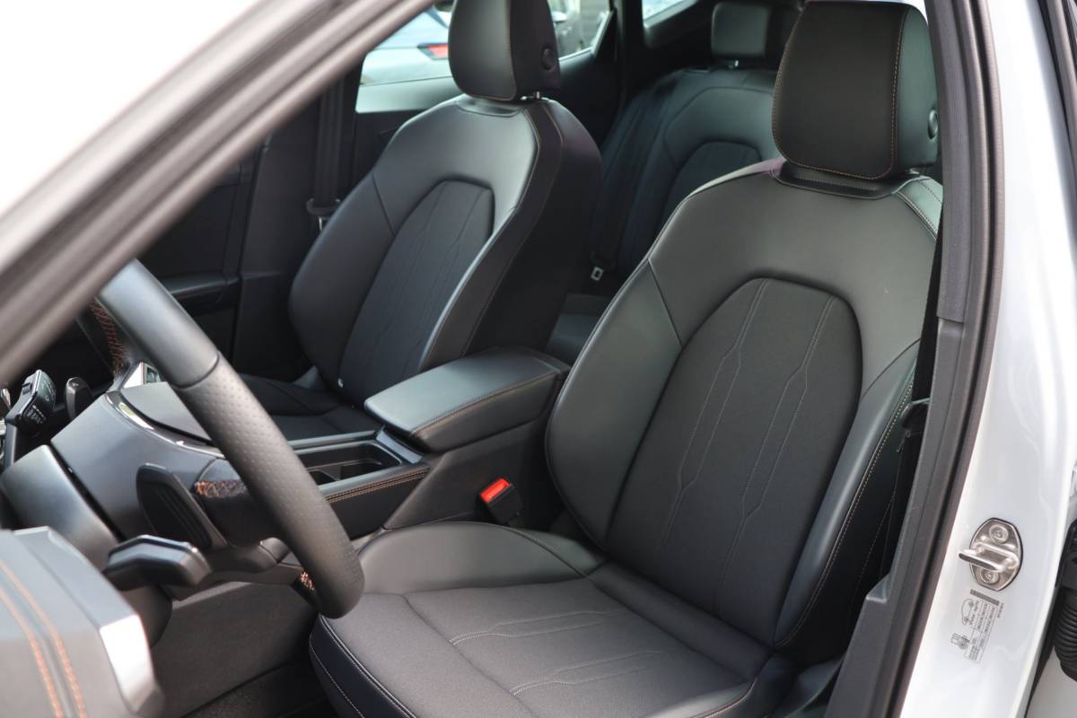 CUPRA Formentor Cupra Formentor 1.5 TSI e-Hybrid SOH 100% Nieuw model 360° camera Stoel-/stuurverwarming