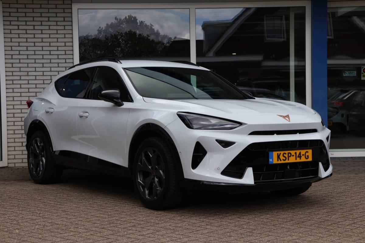 CUPRA Formentor Cupra Formentor 1.5 TSI e-Hybrid SOH 100% Nieuw model 360° camera Stoel-/stuurverwarming