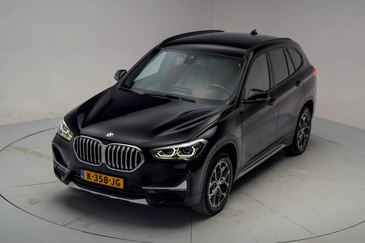 BMW X1 BMW X1 sDrive20i High Executive Edition [ Clima LED Navi prof. Leder Head-up ]