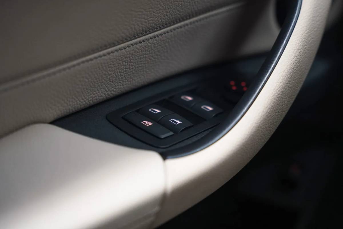 BMW X1 BMW X1 sDrive20i High Executive Edition [ Clima LED Navi prof. Leder Head-up ]