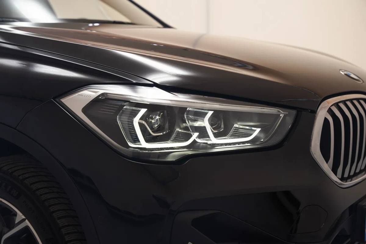 BMW X1 BMW X1 sDrive20i High Executive Edition [ Clima LED Navi prof. Leder Head-up ]