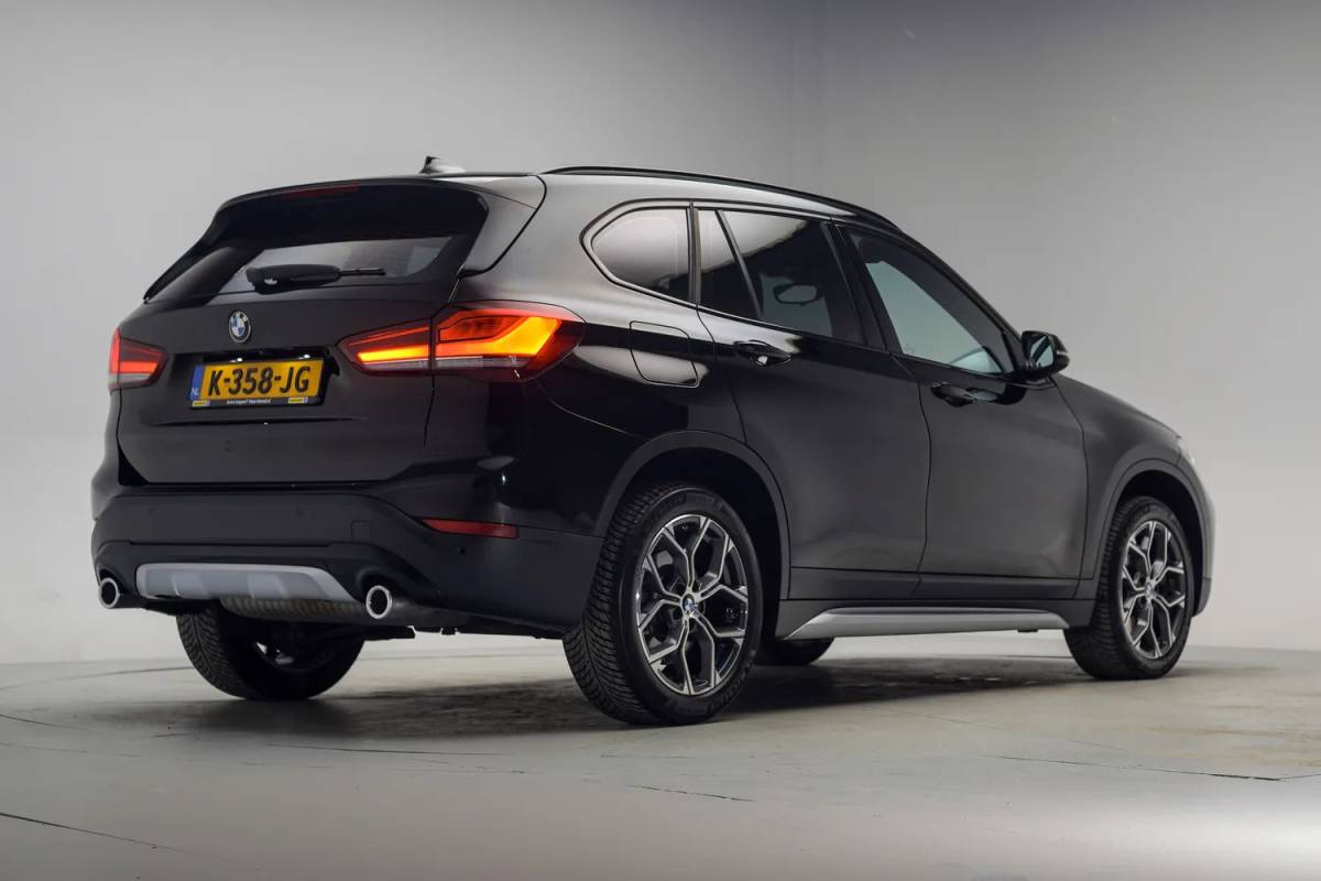 BMW X1 BMW X1 sDrive20i High Executive Edition [ Clima LED Navi prof. Leder Head-up ]