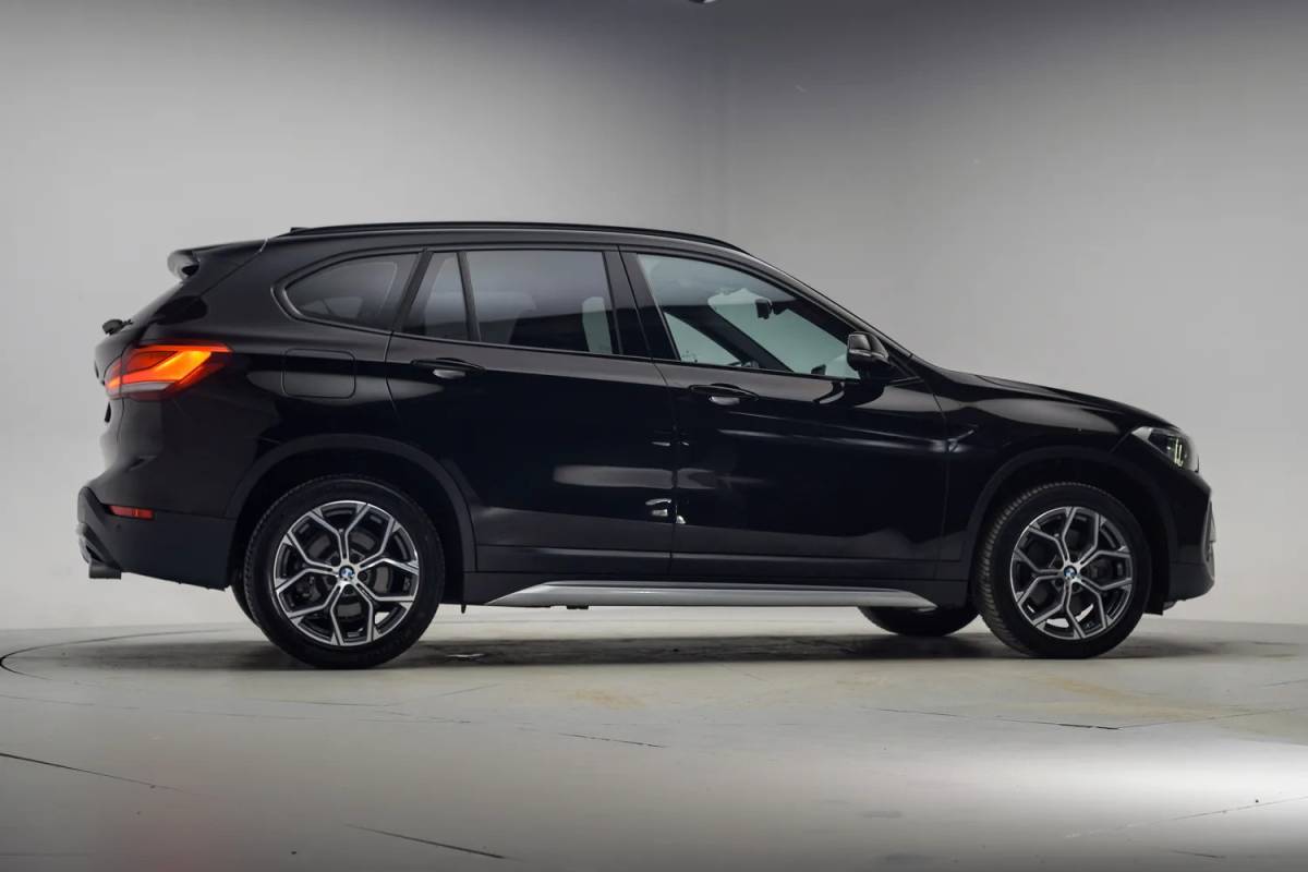 BMW X1 BMW X1 sDrive20i High Executive Edition [ Clima LED Navi prof. Leder Head-up ]