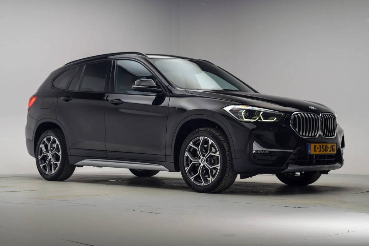 BMW X1 BMW X1 sDrive20i High Executive Edition [ Clima LED Navi prof. Leder Head-up ]