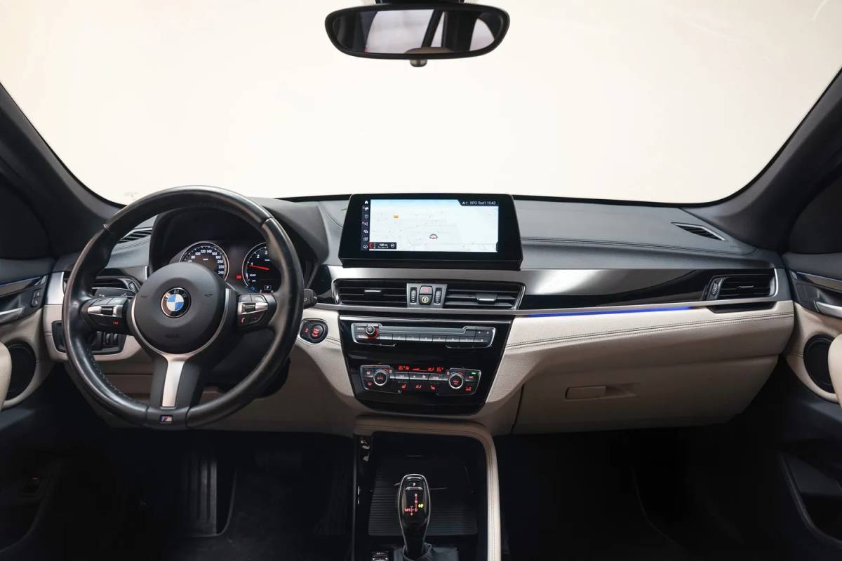 BMW X1 BMW X1 sDrive20i High Executive Edition [ Clima LED Navi prof. Leder Head-up ]