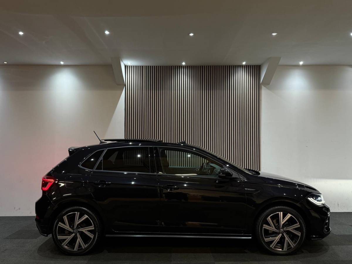 Volkswagen Polo Volkswagen POLO 1.0 TSI R-Line Business originele km’s Pano Navi Led IQ Lights