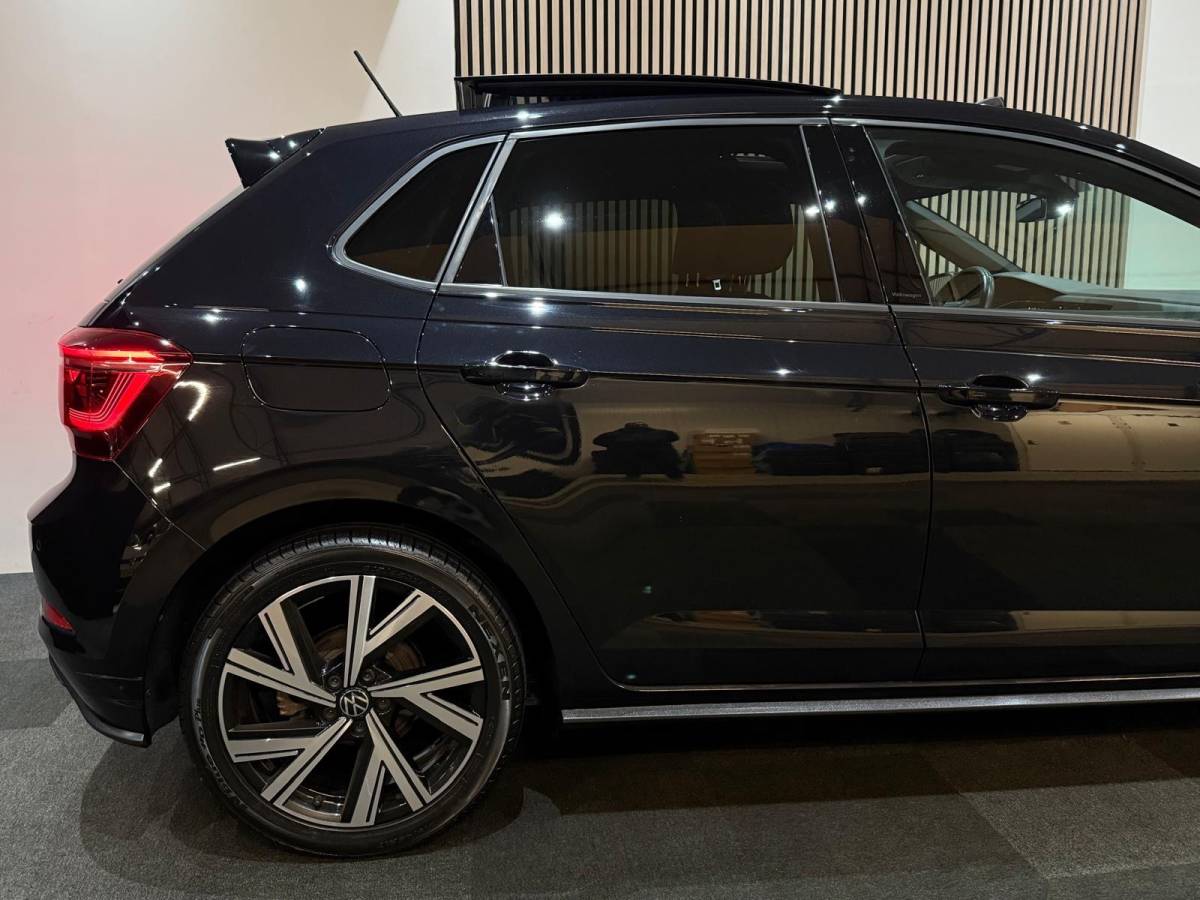 Volkswagen Polo Volkswagen POLO 1.0 TSI R-Line Business originele km’s Pano Navi Led IQ Lights