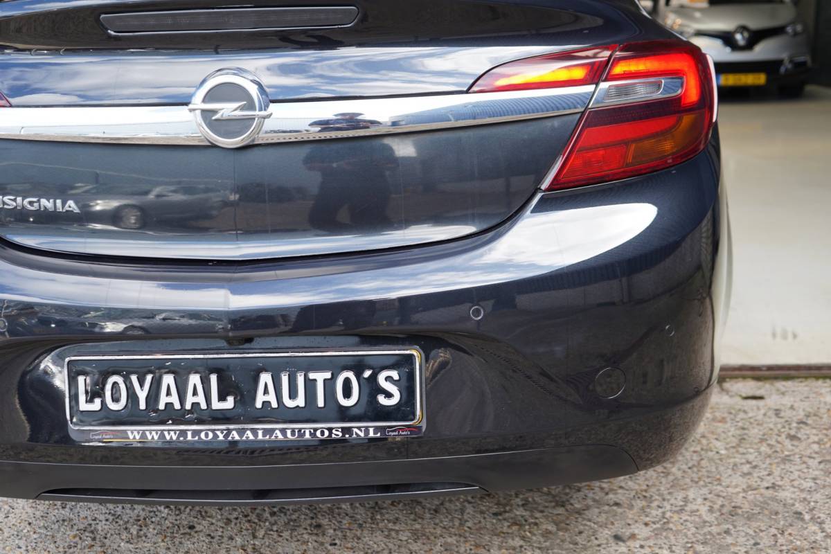 Opel Insignia Opel Insignia 1.4 T EcoFLEX Cosmo | STOELVERW | | STUURVERW. | CRUISE | NAVI | NAP | START/STOP KNOP | APK