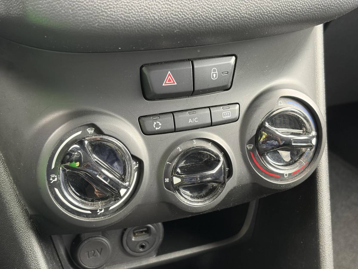 Peugeot 208 Peugeot 208 1.2 PureTech Urban Soul ✓2e Eigenaar✓Navi✓Airco✓Cruise✓Pdc✓5 Deurs✓N.A.P✓Zeer Zuinig✓Apk tot 01-2027