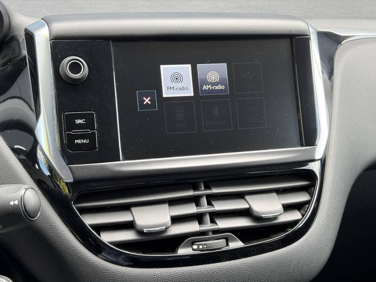 Peugeot 208 Peugeot 208 1.2 PureTech Urban Soul ✓2e Eigenaar✓Navi✓Airco✓Cruise✓Pdc✓5 Deurs✓N.A.P✓Zeer Zuinig✓Apk tot 01-2027
