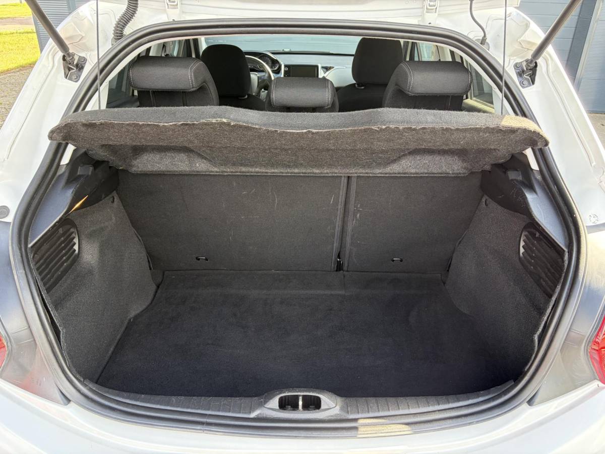 Peugeot 208 Peugeot 208 1.2 PureTech Urban Soul ✓2e Eigenaar✓Navi✓Airco✓Cruise✓Pdc✓5 Deurs✓N.A.P✓Zeer Zuinig✓Apk tot 01-2027