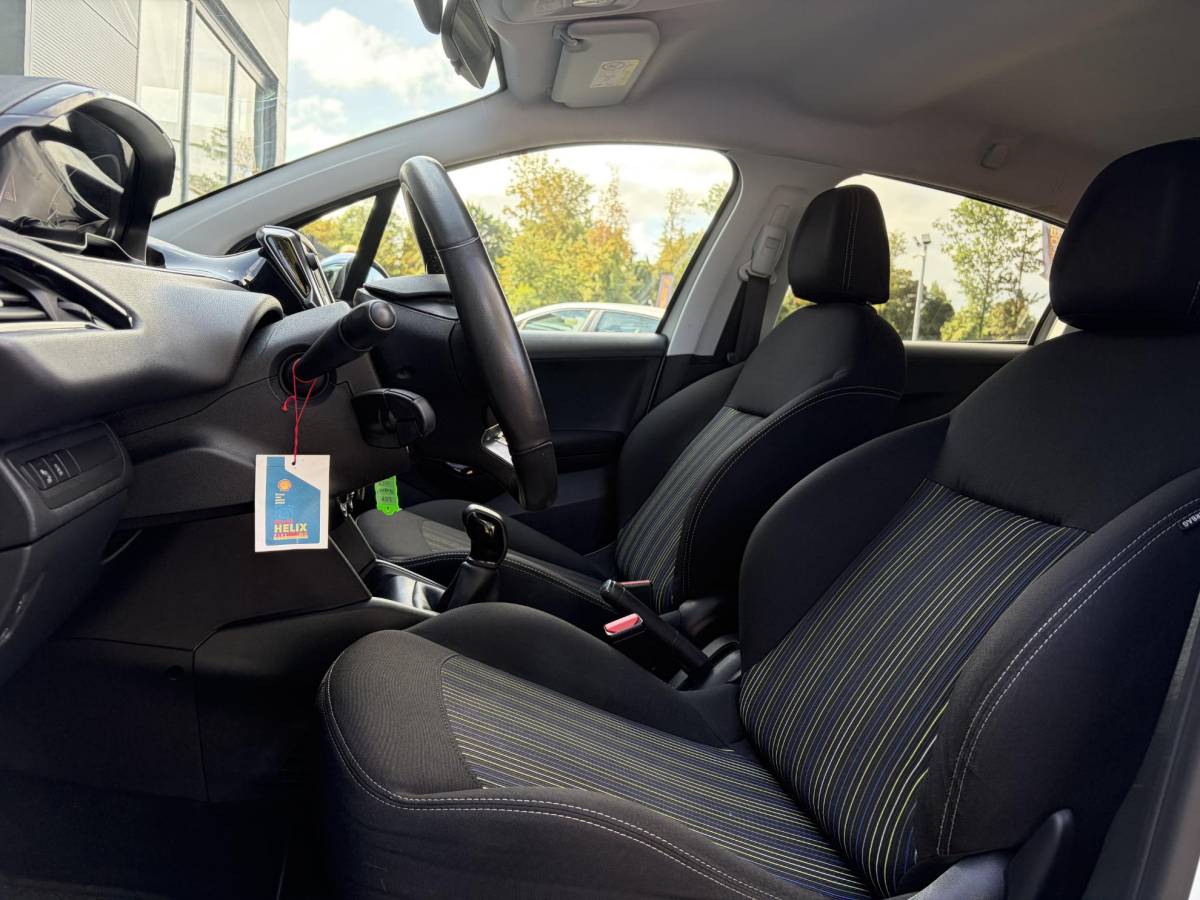Peugeot 208 Peugeot 208 1.2 PureTech Urban Soul ✓2e Eigenaar✓Navi✓Airco✓Cruise✓Pdc✓5 Deurs✓N.A.P✓Zeer Zuinig✓Apk tot 01-2027