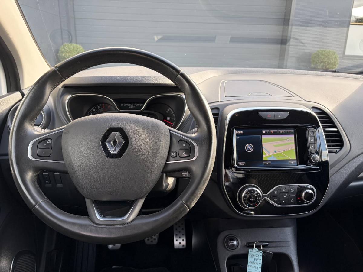 Renault Captur Renault Captur 0.9 TCe Intens ✓1e Eigenaar✓Camera ✓Keyless✓Airco✓Cruise✓Dealer Onderhouden✓LED koplampen✓Dodehoeksensor✓17” Lm velgen✓Pdc V+A✓N.A.P✓Bj 12-2017✓Apk tot 01-2027