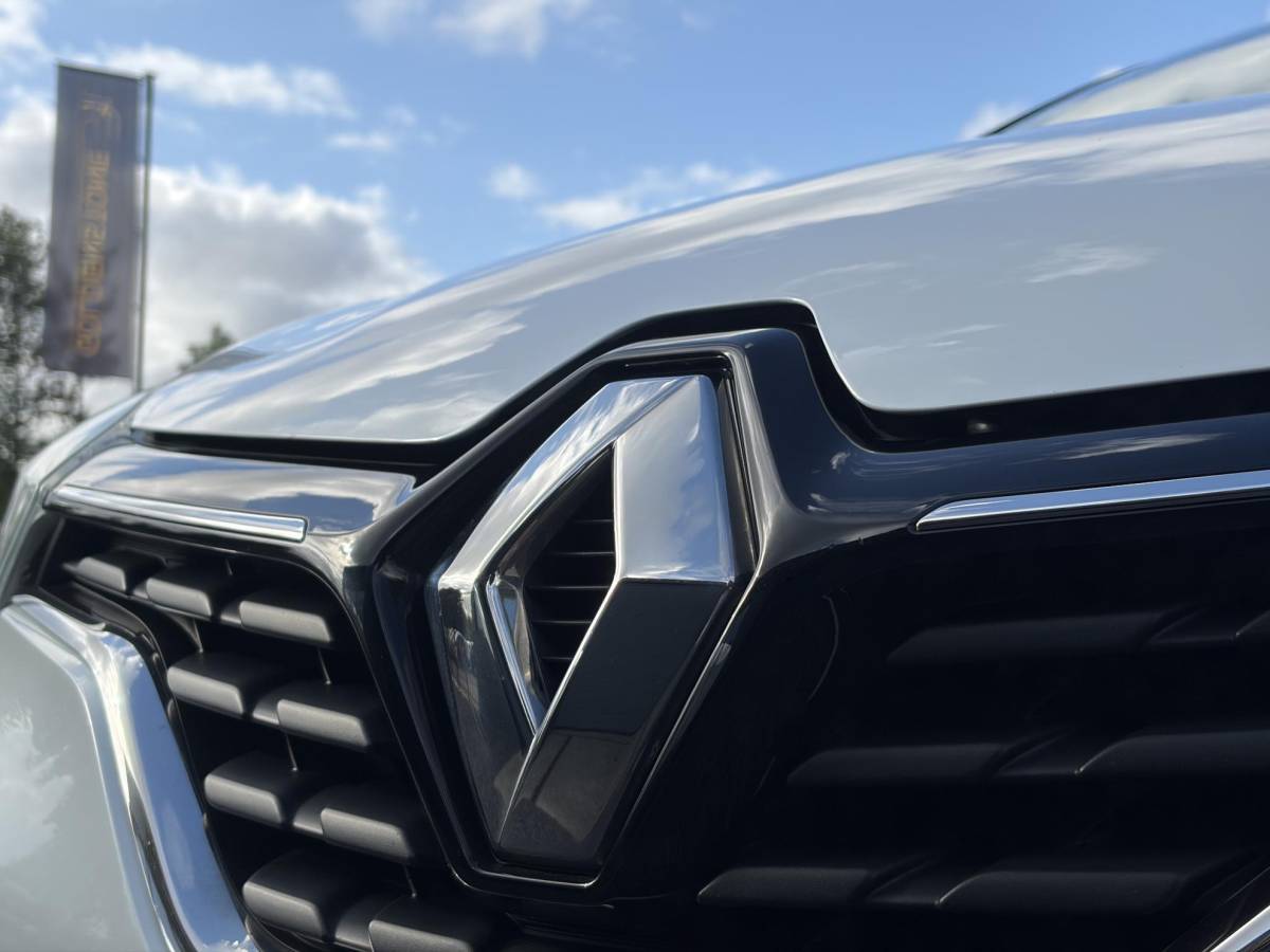 Renault Captur Renault Captur 0.9 TCe Intens ✓1e Eigenaar✓Camera ✓Keyless✓Airco✓Cruise✓Dealer Onderhouden✓LED koplampen✓Dodehoeksensor✓17” Lm velgen✓Pdc V+A✓N.A.P✓Bj 12-2017✓Apk tot 01-2027
