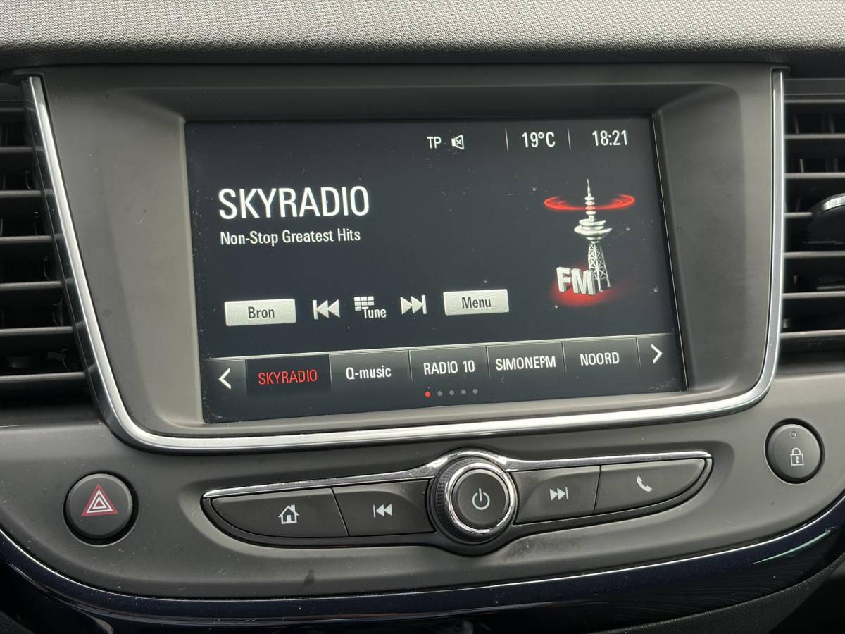 Opel Crossland X Opel Crossland X 1.2 Turbo 120 Jaar Edition ✓110pk✓D-riem vv in 2025✓2e Eigenaar✓Carplay✓Lm velgen✓N.A.P✓6 Bak✓Airco✓Cruise✓Pdc✓Rijstrooksensor✓Nieuwe Apk bij Aflevering