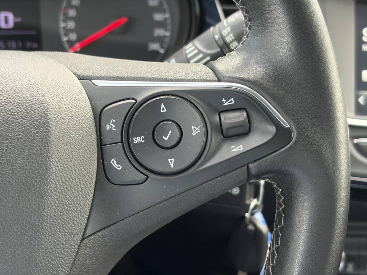 Opel Crossland X Opel Crossland X 1.2 Turbo 120 Jaar Edition ✓110pk✓D-riem vv in 2025✓2e Eigenaar✓Carplay✓Lm velgen✓N.A.P✓6 Bak✓Airco✓Cruise✓Pdc✓Rijstrooksensor✓Nieuwe Apk bij Aflevering