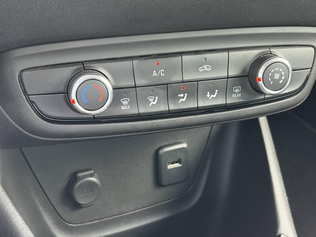 Opel Crossland X Opel Crossland X 1.2 Turbo 120 Jaar Edition ✓110pk✓D-riem vv in 2025✓2e Eigenaar✓Carplay✓Lm velgen✓N.A.P✓6 Bak✓Airco✓Cruise✓Pdc✓Rijstrooksensor✓Nieuwe Apk bij Aflevering
