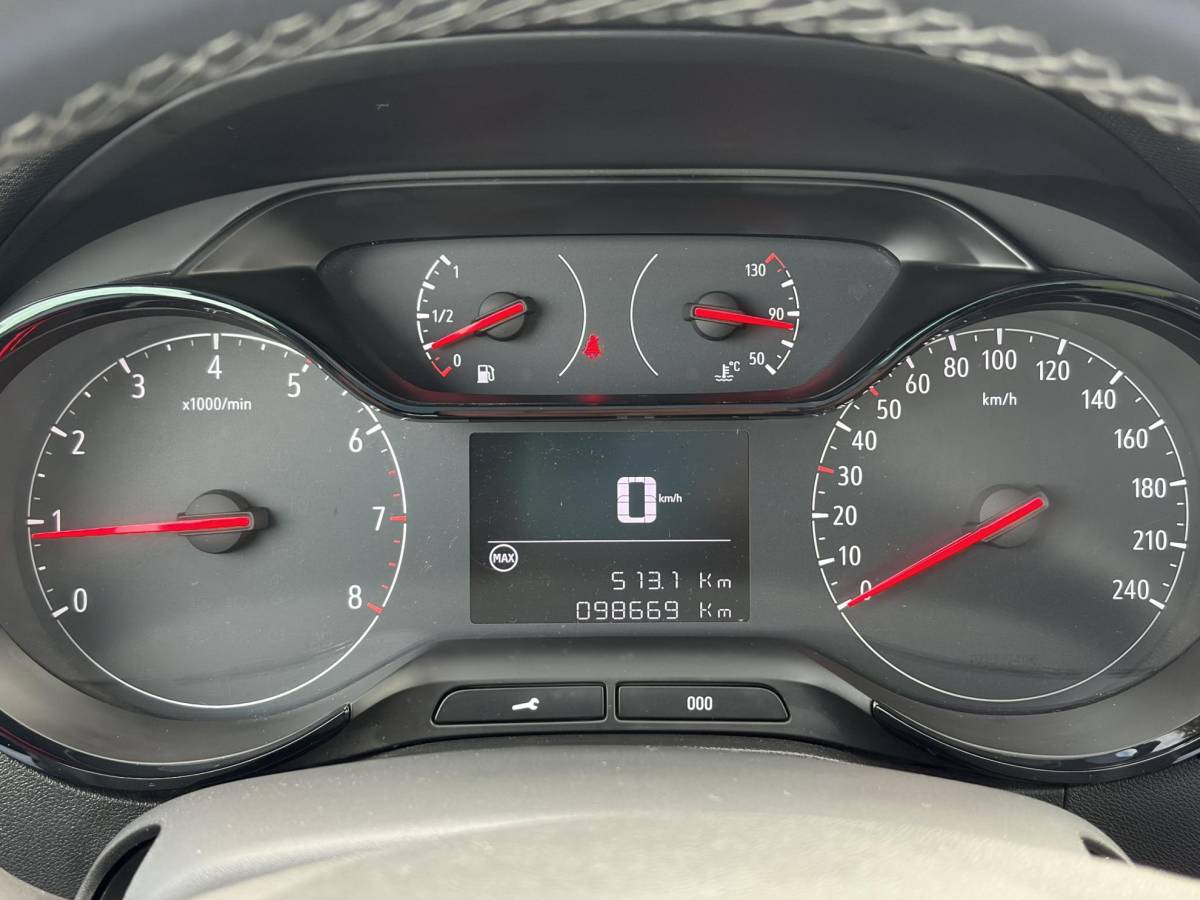 Opel Crossland X Opel Crossland X 1.2 Turbo 120 Jaar Edition ✓110pk✓D-riem vv in 2025✓2e Eigenaar✓Carplay✓Lm velgen✓N.A.P✓6 Bak✓Airco✓Cruise✓Pdc✓Rijstrooksensor✓Nieuwe Apk bij Aflevering