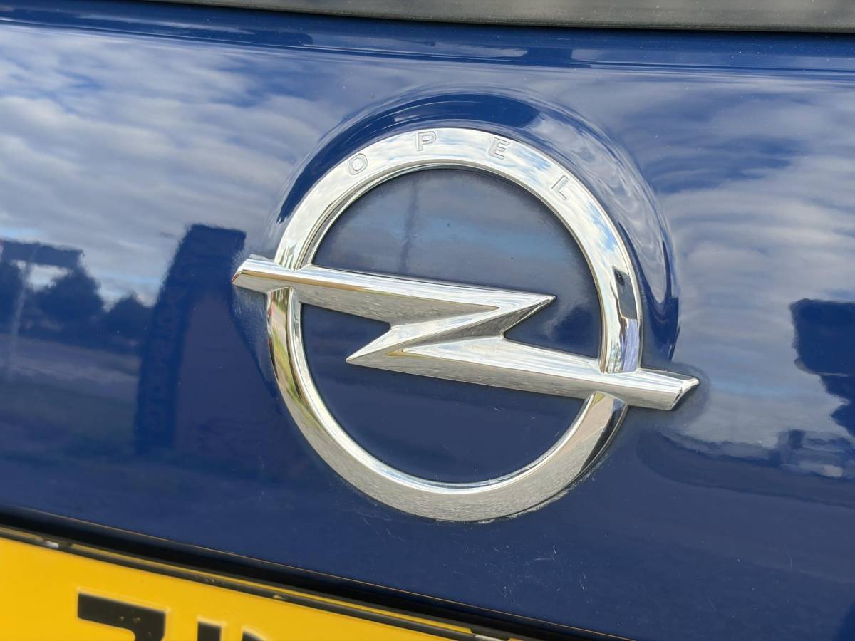 Opel Crossland X Opel Crossland X 1.2 Turbo 120 Jaar Edition ✓110pk✓D-riem vv in 2025✓2e Eigenaar✓Carplay✓Lm velgen✓N.A.P✓6 Bak✓Airco✓Cruise✓Pdc✓Rijstrooksensor✓Nieuwe Apk bij Aflevering