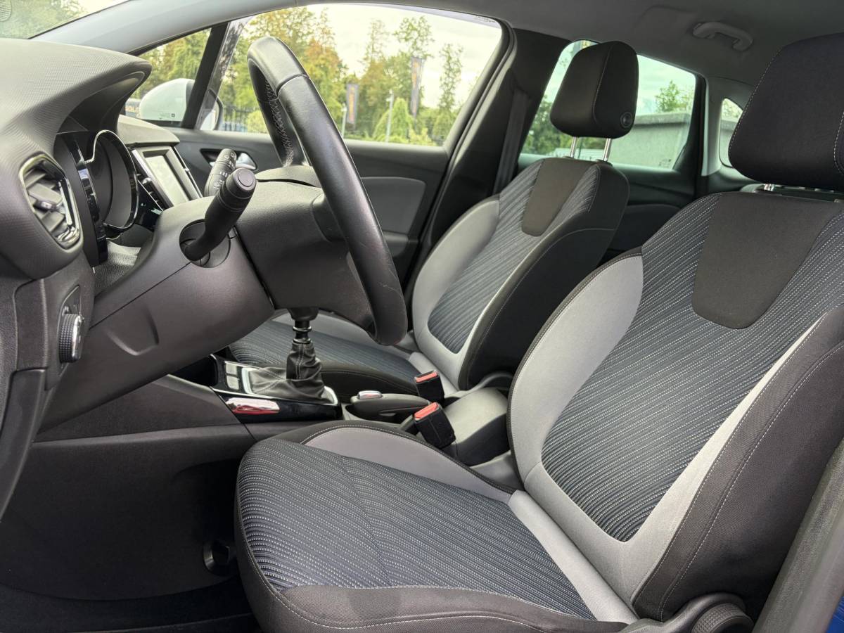 Opel Crossland X Opel Crossland X 1.2 Turbo 120 Jaar Edition ✓110pk✓D-riem vv in 2025✓2e Eigenaar✓Carplay✓Lm velgen✓N.A.P✓6 Bak✓Airco✓Cruise✓Pdc✓Rijstrooksensor✓Nieuwe Apk bij Aflevering