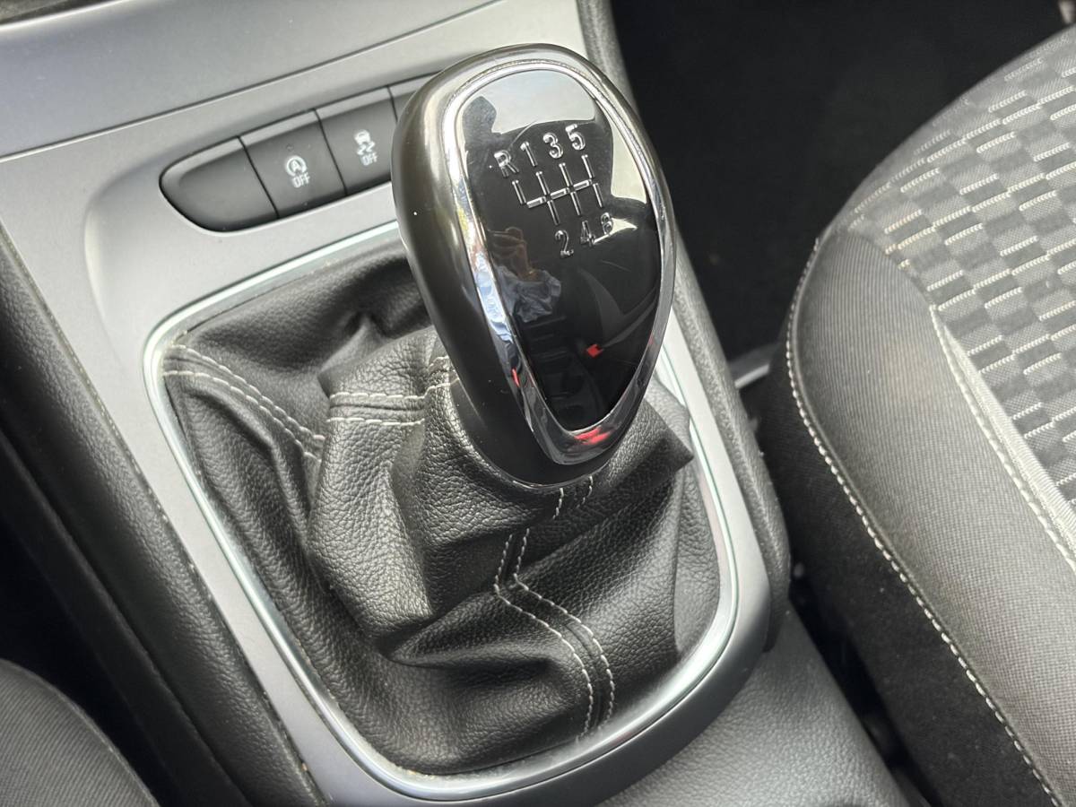 Opel Astra Opel Astra Sports Tourer 1.2 Edition ✓131pk✓2e Eigenaar✓Trekhaak✓Navi✓Airco✓Cruise✓Pdc V+A✓Lm velgen✓Dealer Onderhouden✓Comfortstoelen✓N.A.P✓Apk tot 07-2028