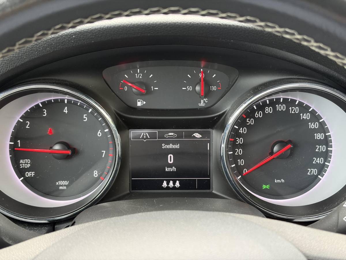 Opel Astra Opel Astra Sports Tourer 1.2 Edition ✓131pk✓2e Eigenaar✓Trekhaak✓Navi✓Airco✓Cruise✓Pdc V+A✓Lm velgen✓Dealer Onderhouden✓Comfortstoelen✓N.A.P✓Apk tot 07-2028