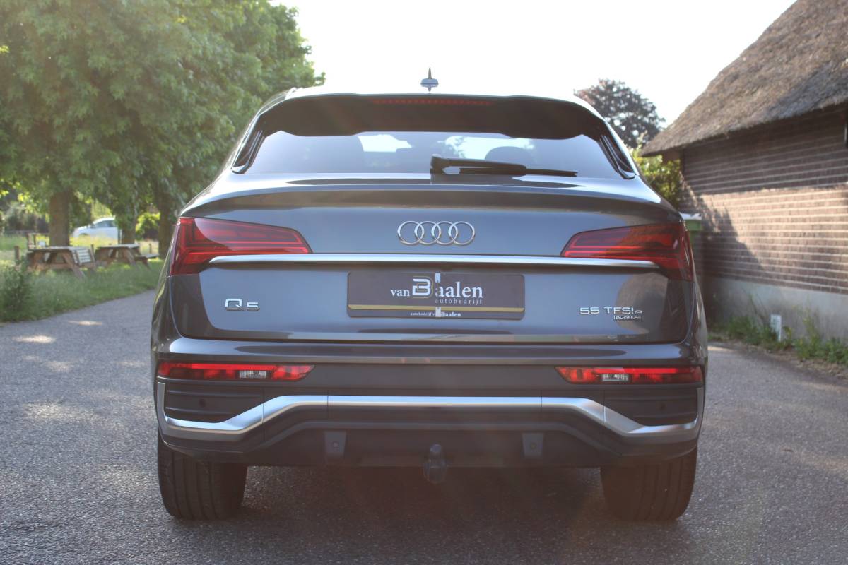 Audi Q5 Audi Q5 Sportback 55 TFSI e S edition SOh 92,9% S-LINE LEER NAVI HUD TREKHAAK 90000KM!!!