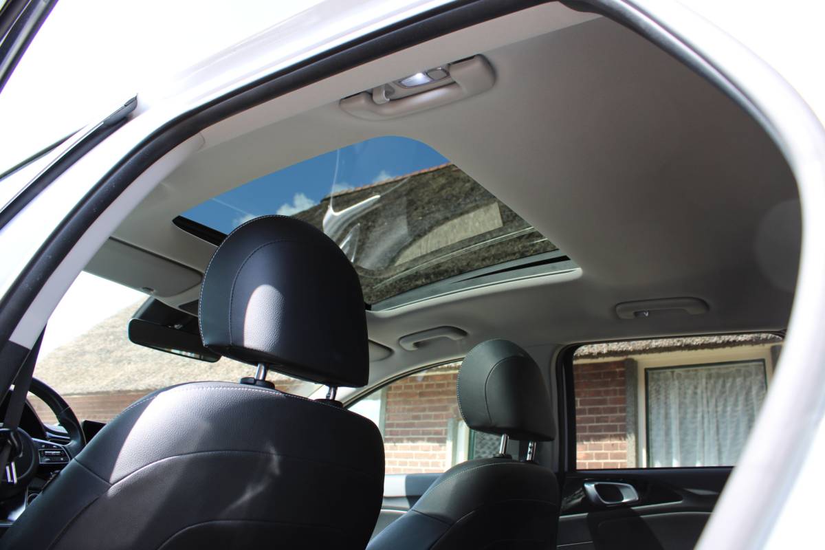 Kia Ceed Sportswagon Kia Ceed Sportswagon 1.6 GDI PHEV PREMIUM NW TYPE PANO LEER LED NAVI 69000KM!!!