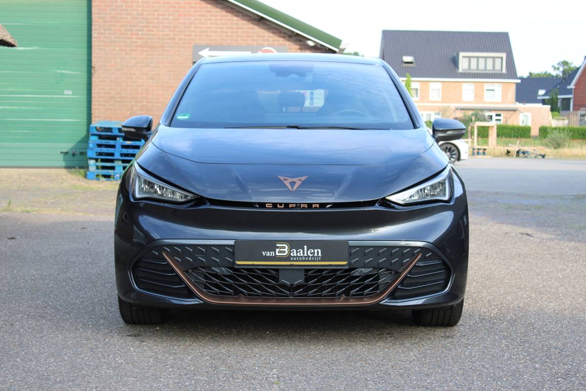 CUPRA Born CUPRA Born COPPER EDITION 62 kWh **VERKOCHT!!**