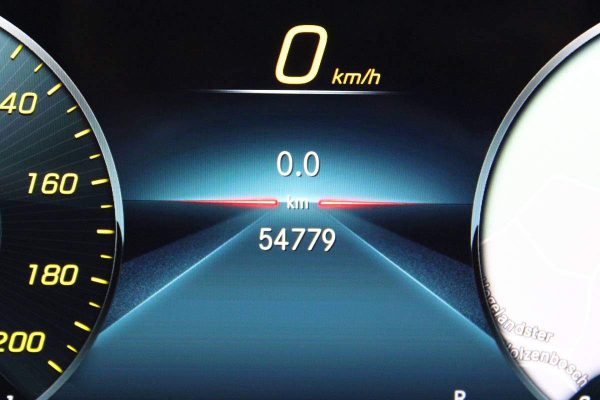 Mercedes-Benz EQB Mercedes-Benz EQB 300 4MATIC AMG Line 67 kWh SOh 97.5% PANO SFEER ILS 360CAMERA 54000KM!!!