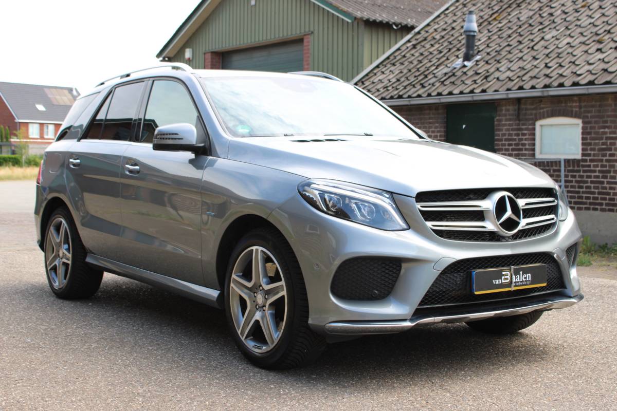 Mercedes-Benz GLE Mercedes-Benz GLE-klasse 500 e 4MATIC AMG Sport Edition LEER COMAND NAVI 143000KM!!!