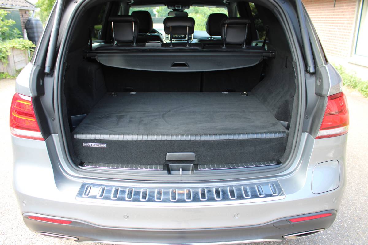 Mercedes-Benz GLE Mercedes-Benz GLE-klasse 500 e 4MATIC AMG Sport Edition LEER COMAND NAVI 143000KM!!!