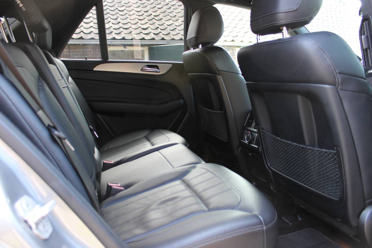 Mercedes-Benz GLE Mercedes-Benz GLE-klasse 500 e 4MATIC AMG Sport Edition LEER COMAND NAVI 143000KM!!!