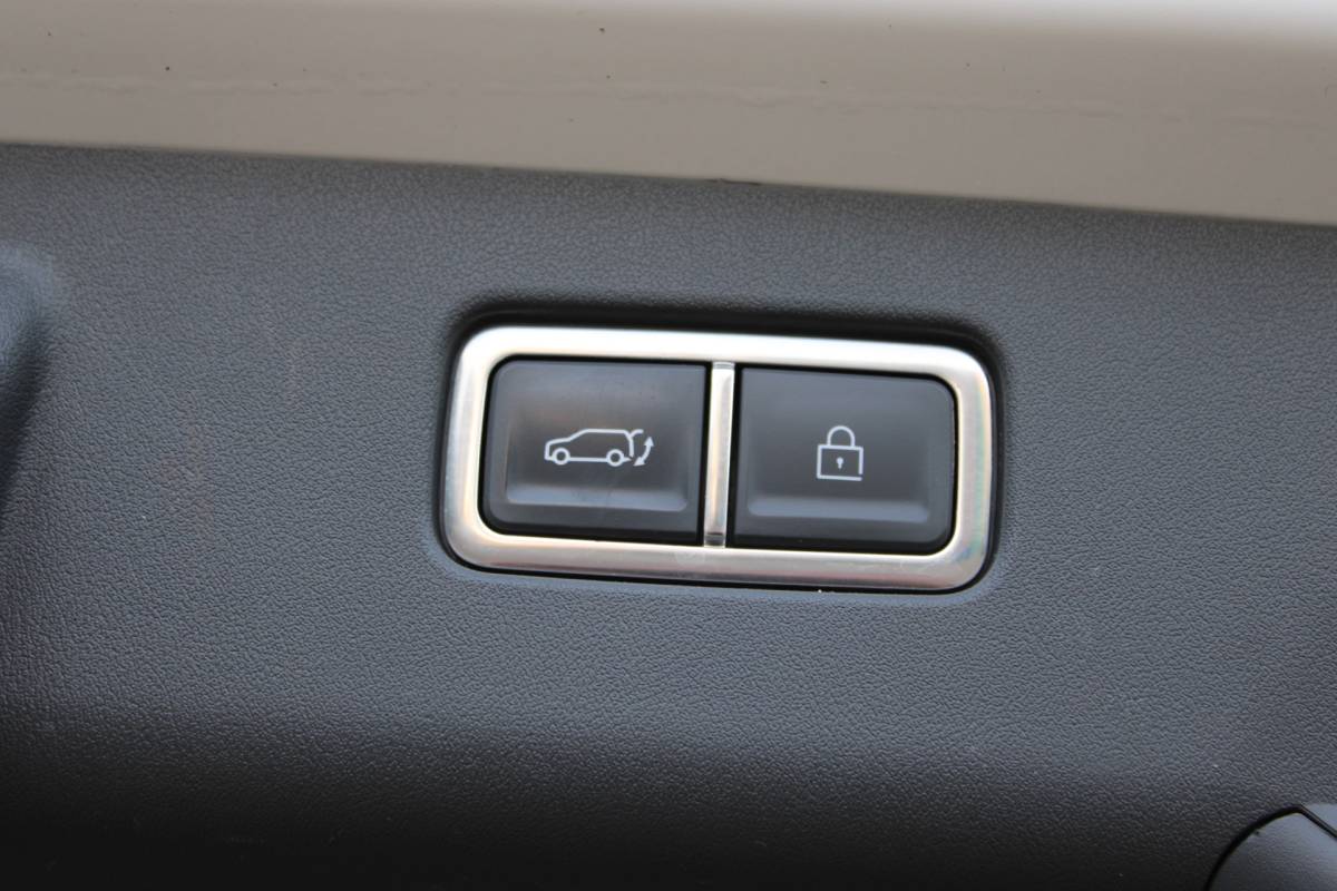 Kia EV9 Kia EV9 Launch Edition GT-Line AWD 99.8 kWh SOh 96.5% PANO LEER FULL OPTIONS 89000KM!!!