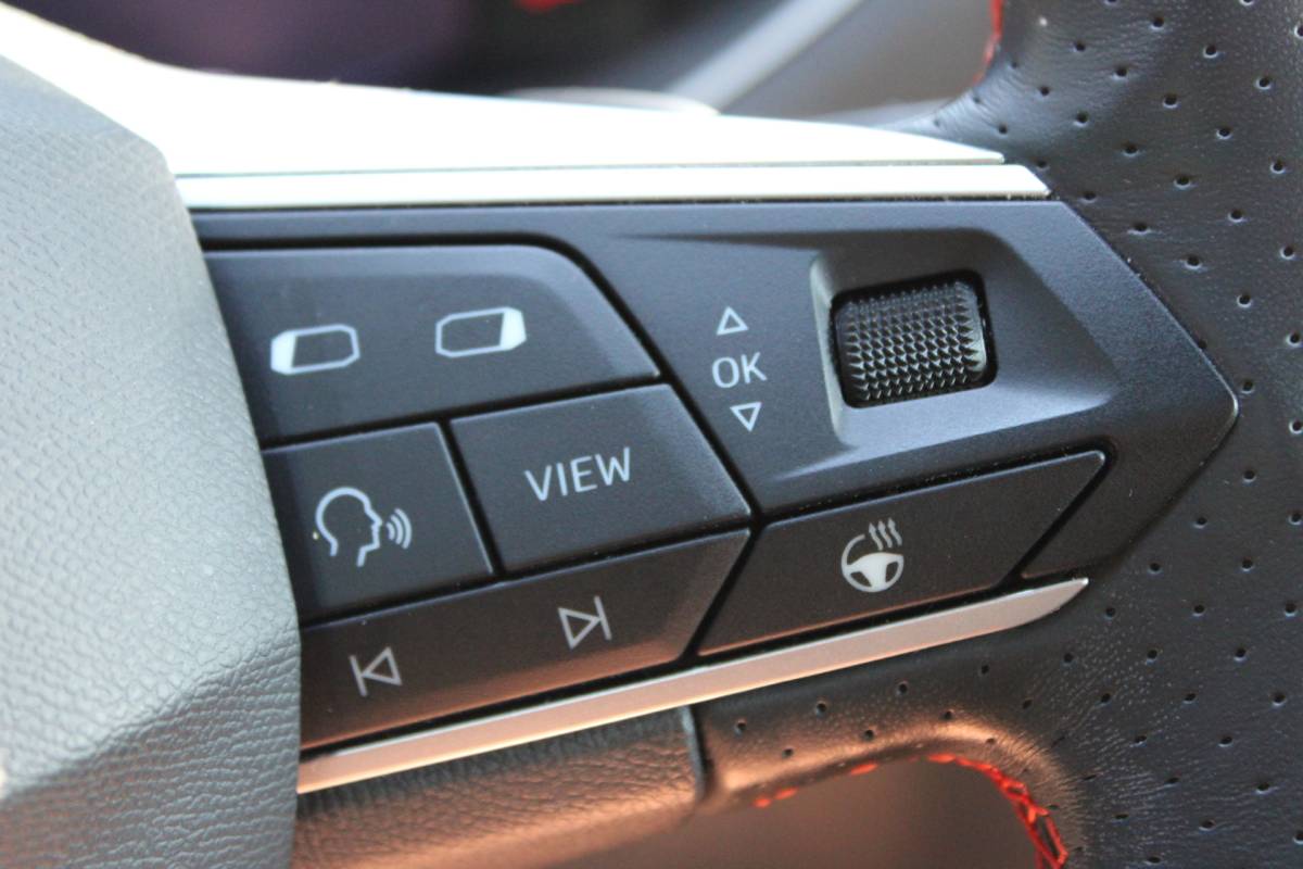 SEAT Tarraco SEAT Tarraco 1.4 TSI e-Hybrid PHEV FR SOh 94,5% LEER NAVI ECC LED 145000KM!!!