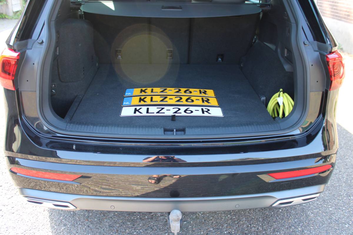 SEAT Tarraco SEAT Tarraco 1.4 TSI e-Hybrid PHEV FR SOh 94,5% LEER NAVI ECC LED 145000KM!!!