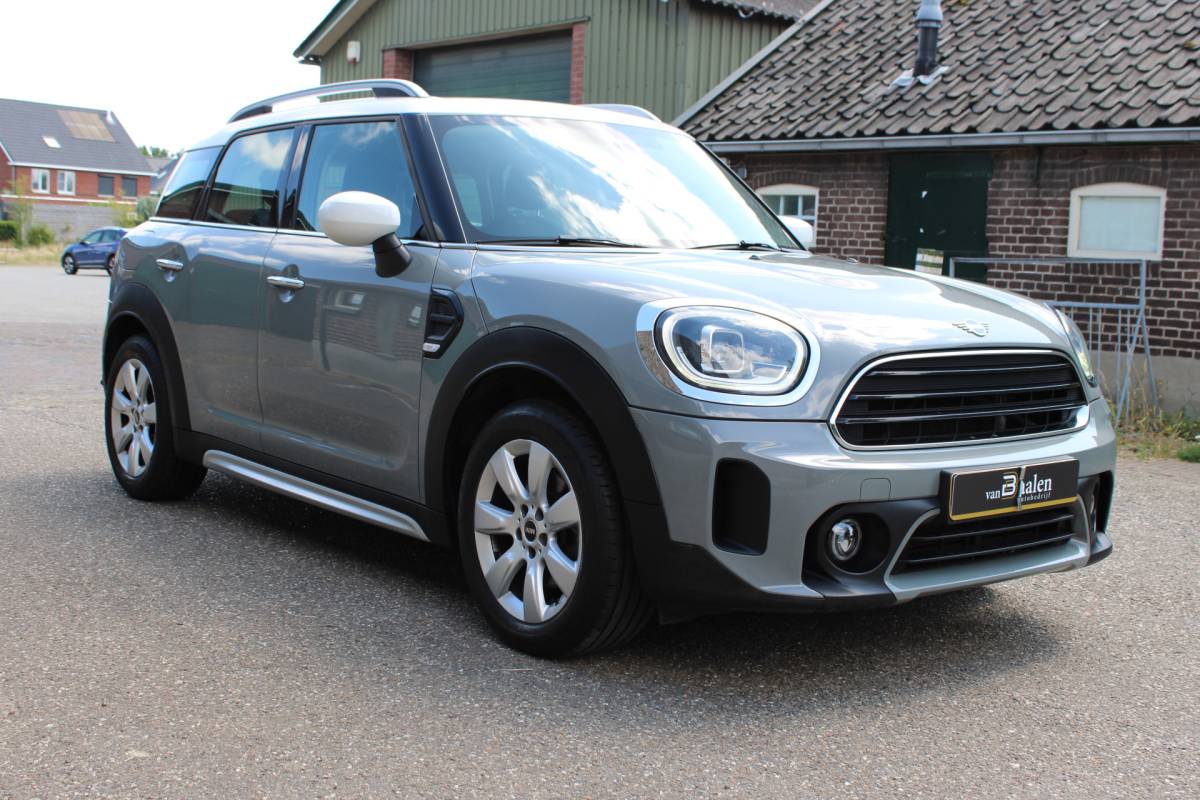 MINI Countryman MINI Mini Countryman 1.5 Cooper Edition NAVI ECC LED AUTOM 142000KM!!!