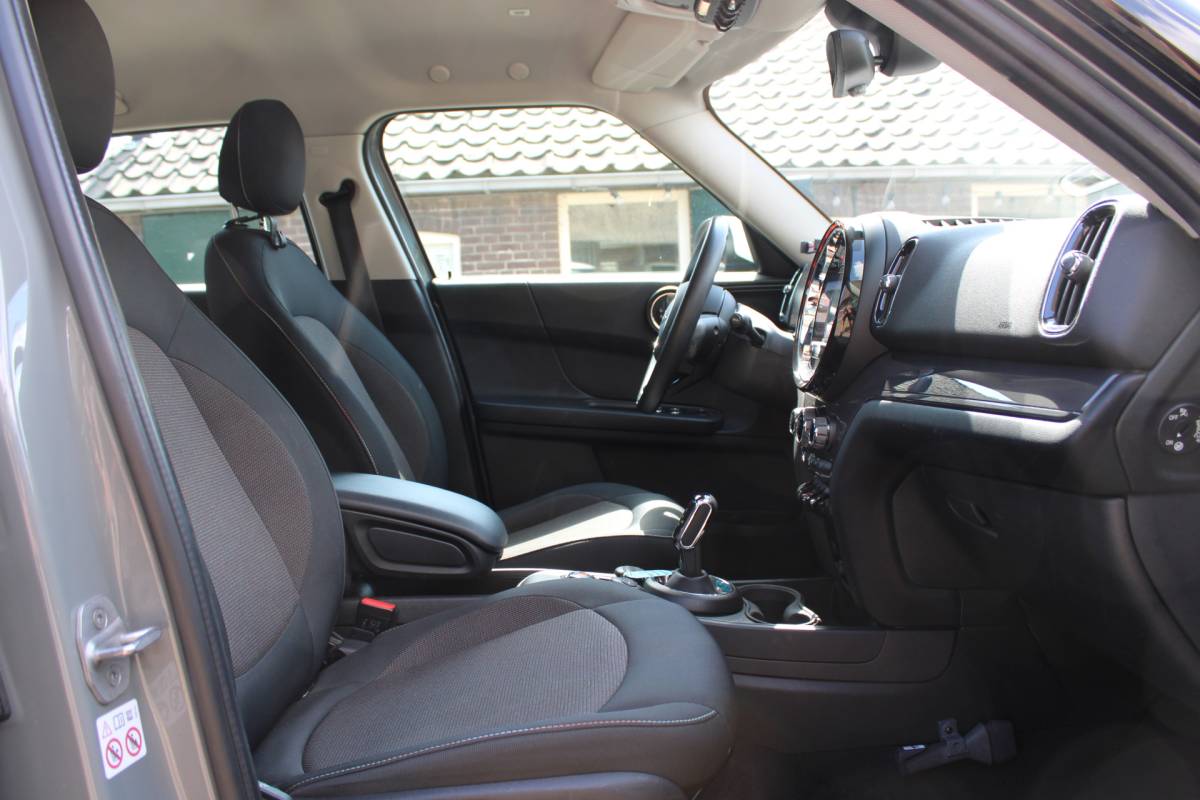 MINI Countryman MINI Mini Countryman 1.5 Cooper Edition NAVI ECC LED AUTOM 142000KM!!!