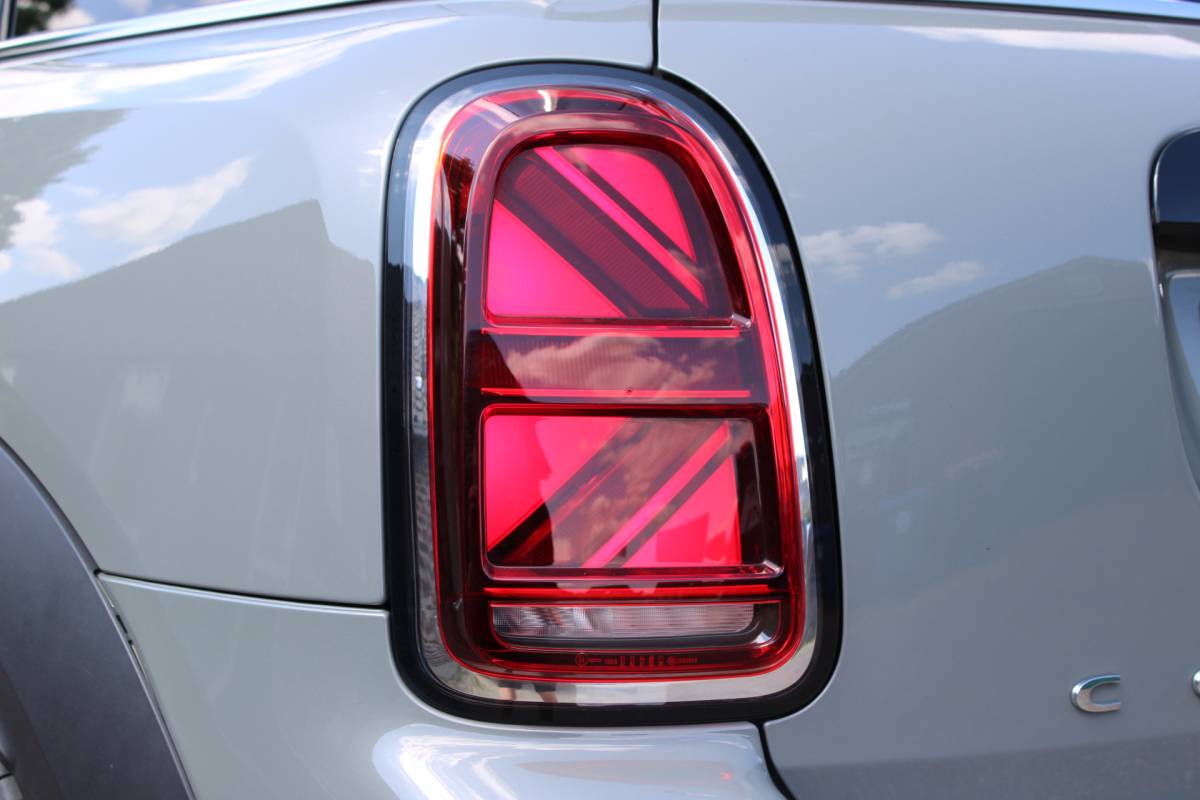 MINI Countryman MINI Mini Countryman 1.5 Cooper Edition NAVI ECC LED AUTOM 142000KM!!!