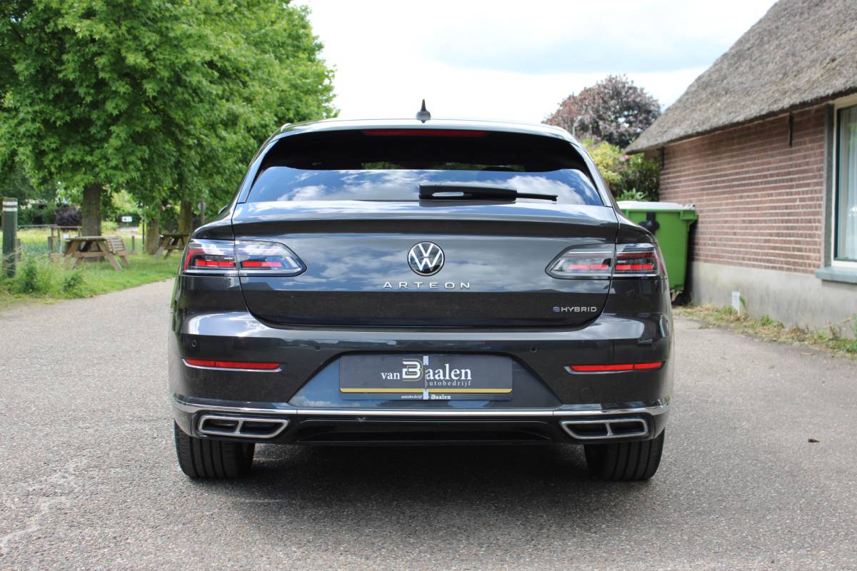 Volkswagen Arteon Volkswagen Arteon Shooting Brake 1.4 TSI eHybrid R-Line PHEV SOh 98.1% PANO STAND LED 23000KM!!!