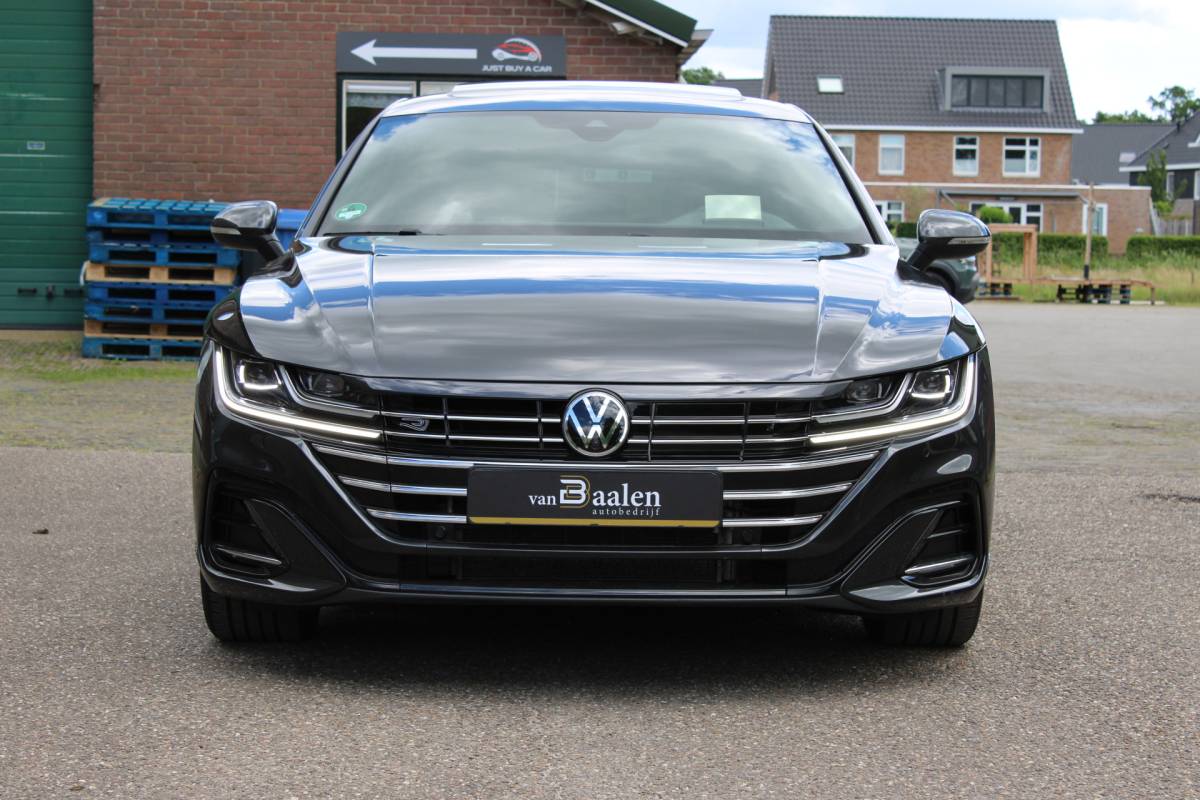 Volkswagen Arteon Volkswagen Arteon Shooting Brake 1.4 TSI eHybrid R-Line PHEV SOh 98.1% PANO STAND LED 23000KM!!!