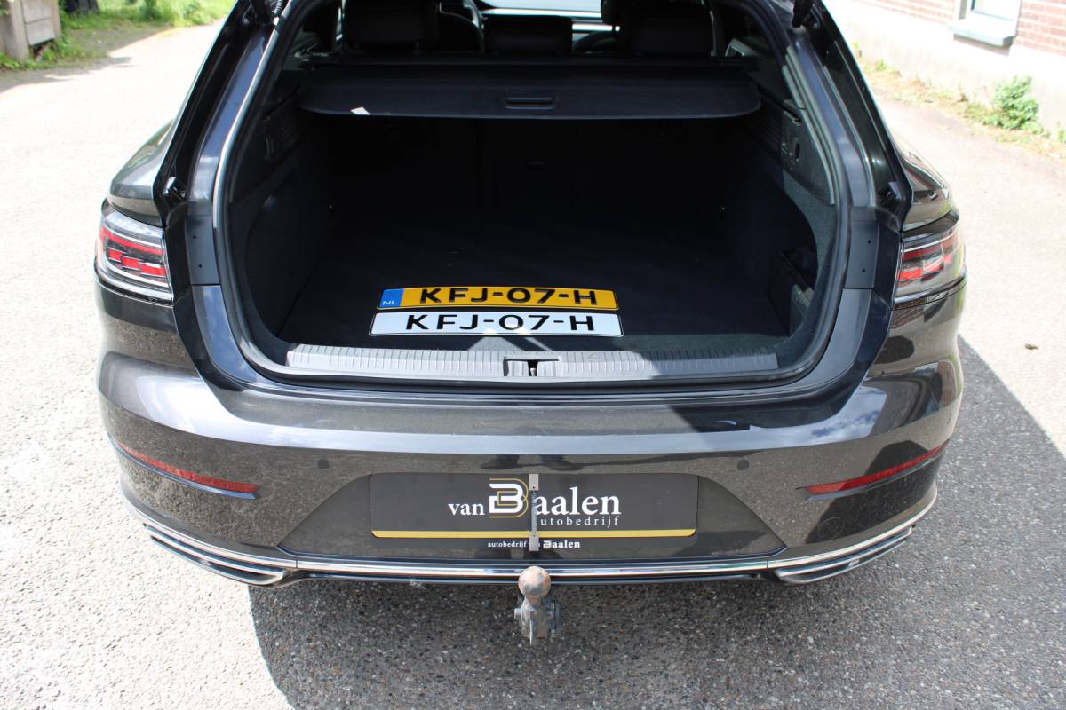 Volkswagen Arteon Volkswagen Arteon Shooting Brake 1.4 TSI eHybrid R-Line PHEV SOh 98.1% PANO STAND LED 23000KM!!!