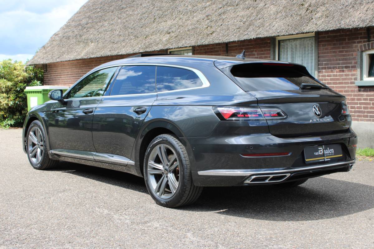 Volkswagen Arteon Volkswagen Arteon Shooting Brake 1.4 TSI eHybrid R-Line PHEV SOh 98.1% PANO STAND LED 23000KM!!!
